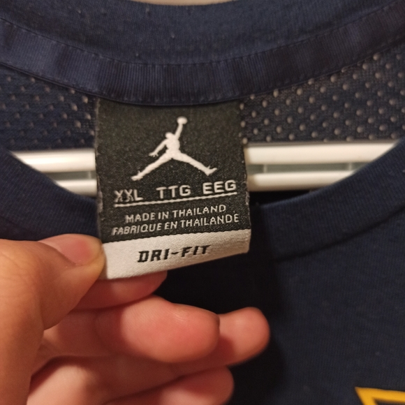 Marquette Golden Eagles Jordan Brand  Elite Basketball On-Court Shooter T-shirXX - Picture 6 of 11
